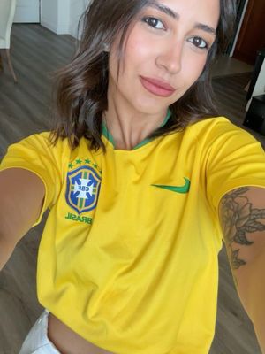 Mylena, 26