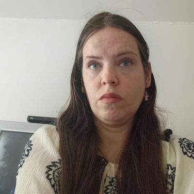 Jennifer, 44