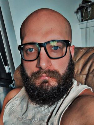 Alexander, 32