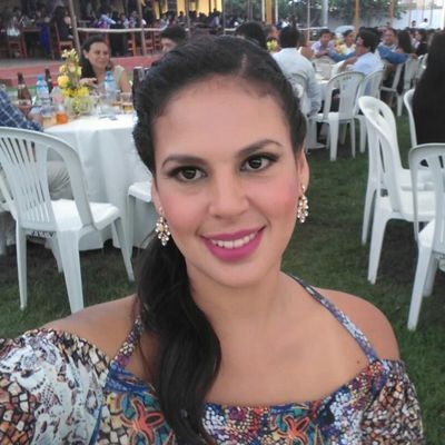 Isabel, 36