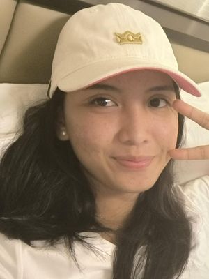 Naomi, 26