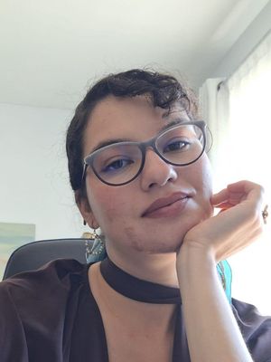Carolina, 33