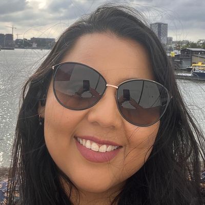 Digna, 36