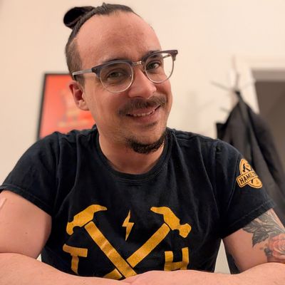Sergio, 37
