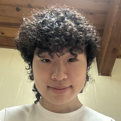 Erik, 22