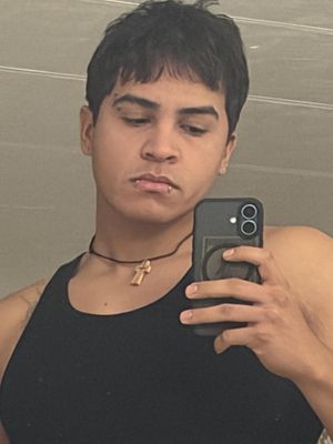 Leonel, 24