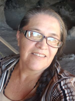 Maria Elena, 62