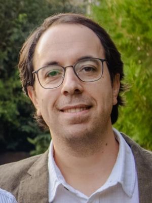 Jorge, 39