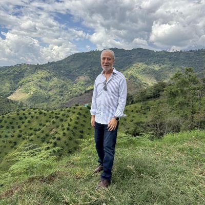 Luis, 72