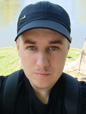 Damian, 25