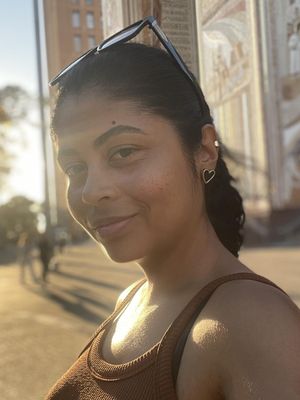 Gislaine, 40