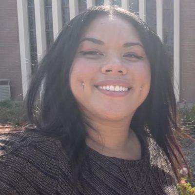 Elizabeth, 44