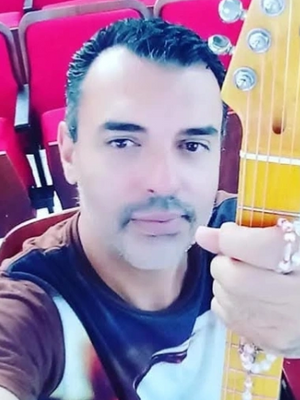 Wroger, 51