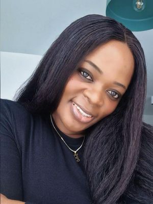 Bee, 34