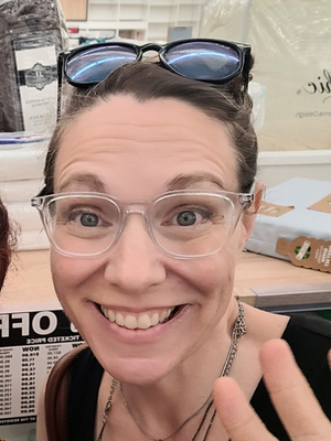 Erin, 51