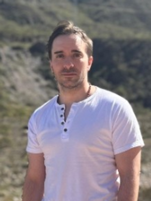 Federico, 34