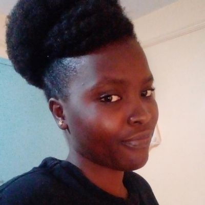 Kiki, 21