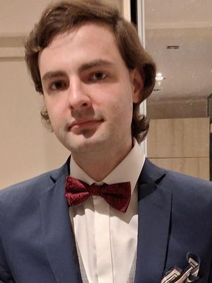Mikolaj, 25