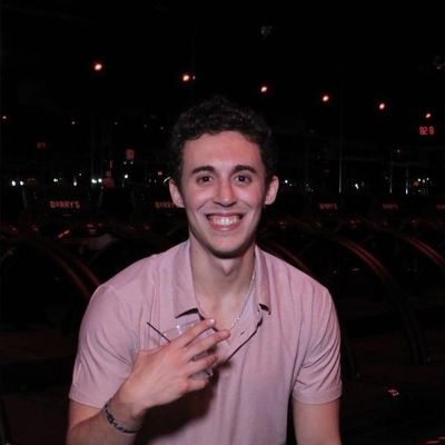 Robert, 24
