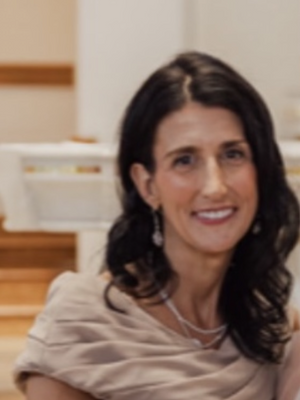 Amanda, 54