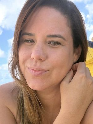 Lizz, 50