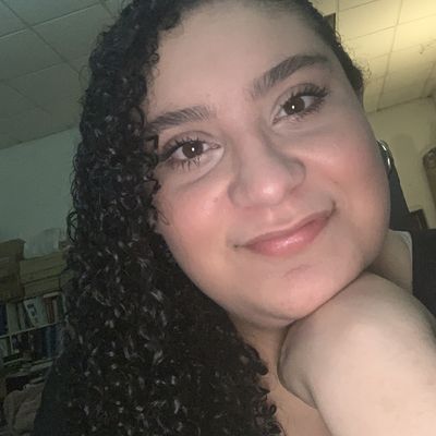 Vivianna, 29
