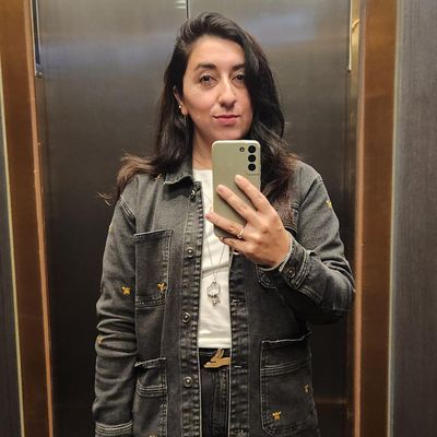 Jazmin, 42