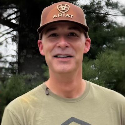 Wes, 43
