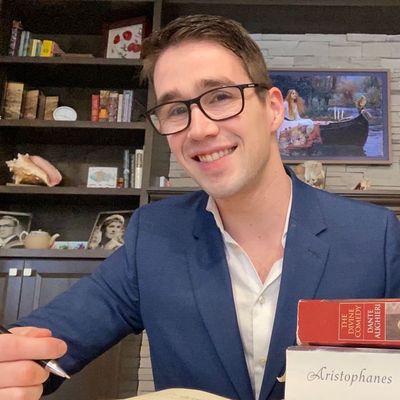 Sebastian, 32