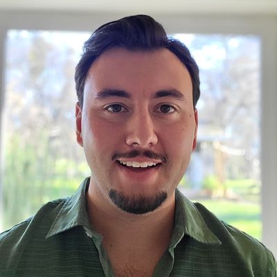 Alex, 24