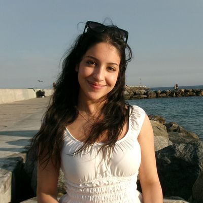 Jennifer, 23