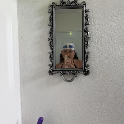 Odalis, 23