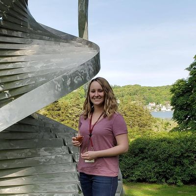 Jenna, 32