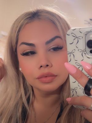 Brenda, 37