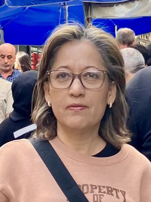 Susana, 50