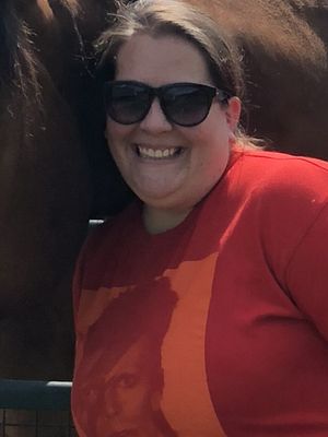 Betty, 43