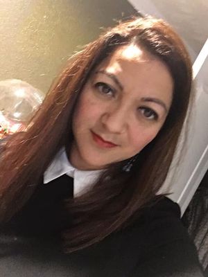 Marielos, 48