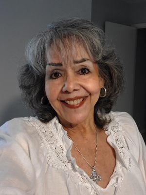 Maria Del Rosario, 73