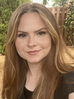Renee, 22