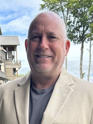 Kevin, 60