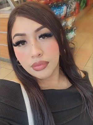 Alexis, 26