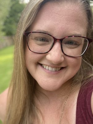 Amanda, 34