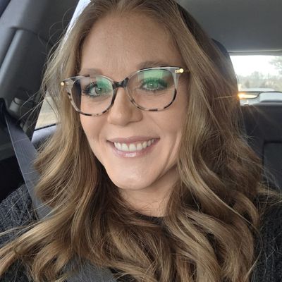 Kelly, 41