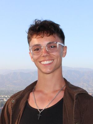 Vincent, 21