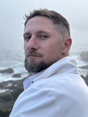 Brad, 38