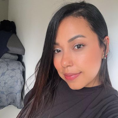 Ana, 30