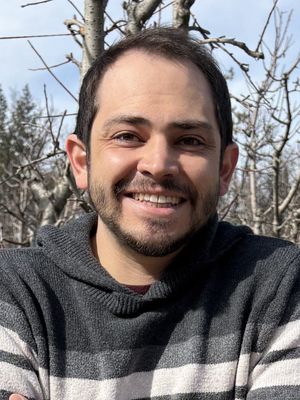 Colin, 28