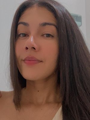 Adriely, 33