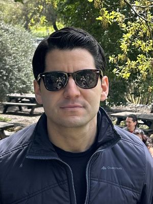 Gabriel, 32