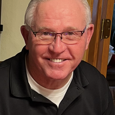 Tom, 77